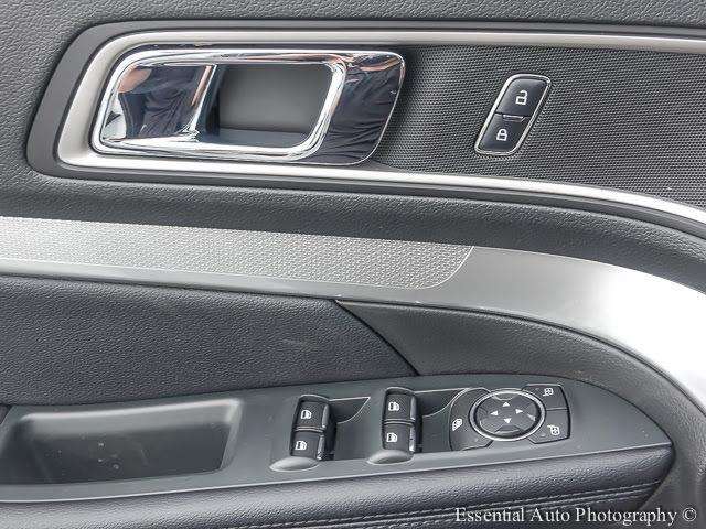 2017 Ford Explorer XLT 4dr SUV